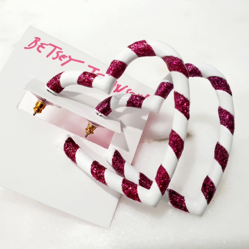 Betsey Johnson Heart Hoops ♥️